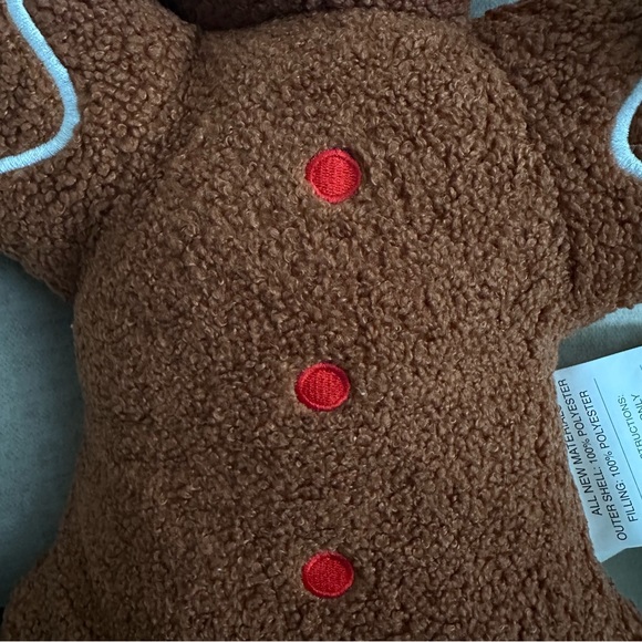 Gingerbread man decorative pillow - Picture 4 of 9